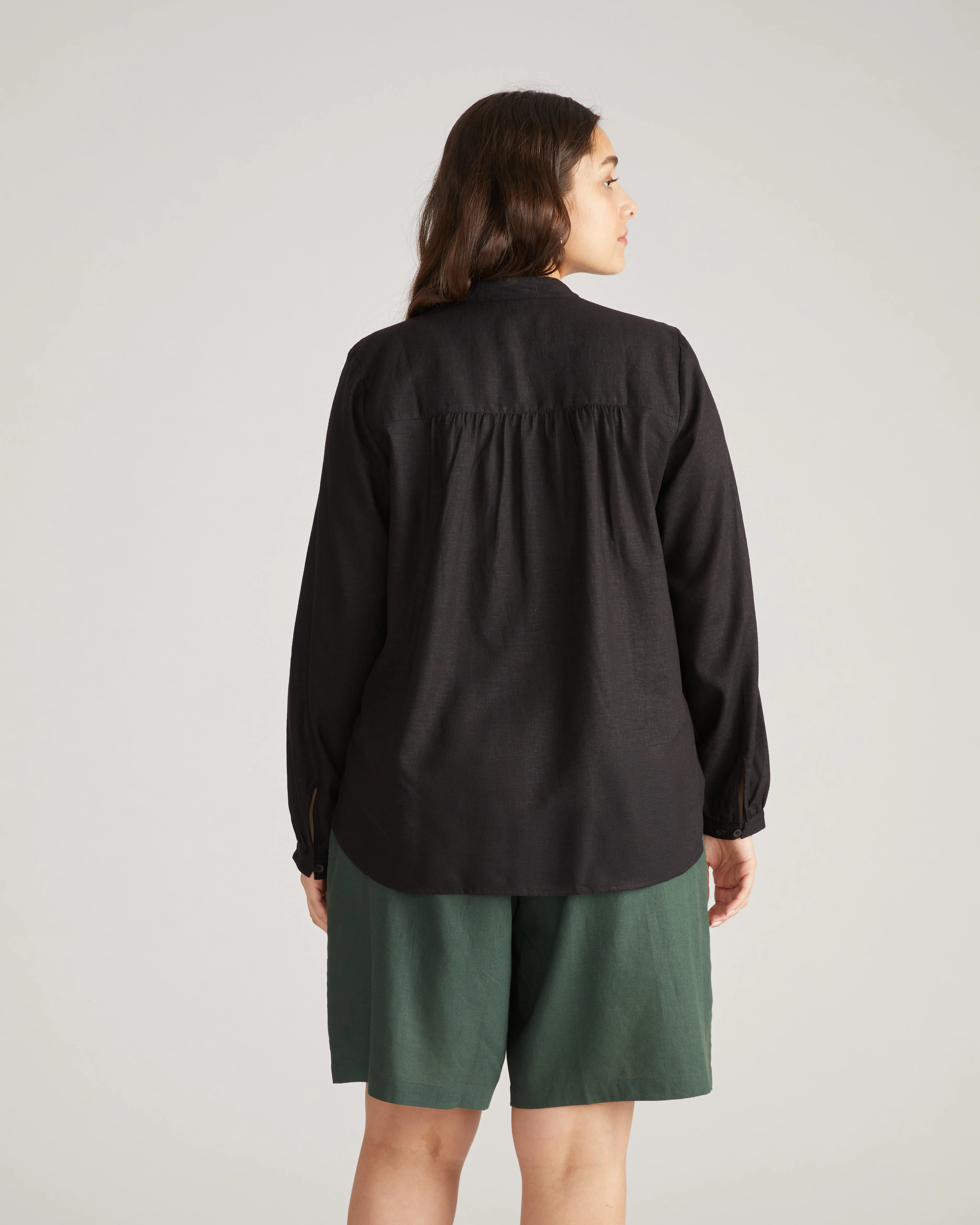 Avalon Linen Blend Blouse - Black - Image 5