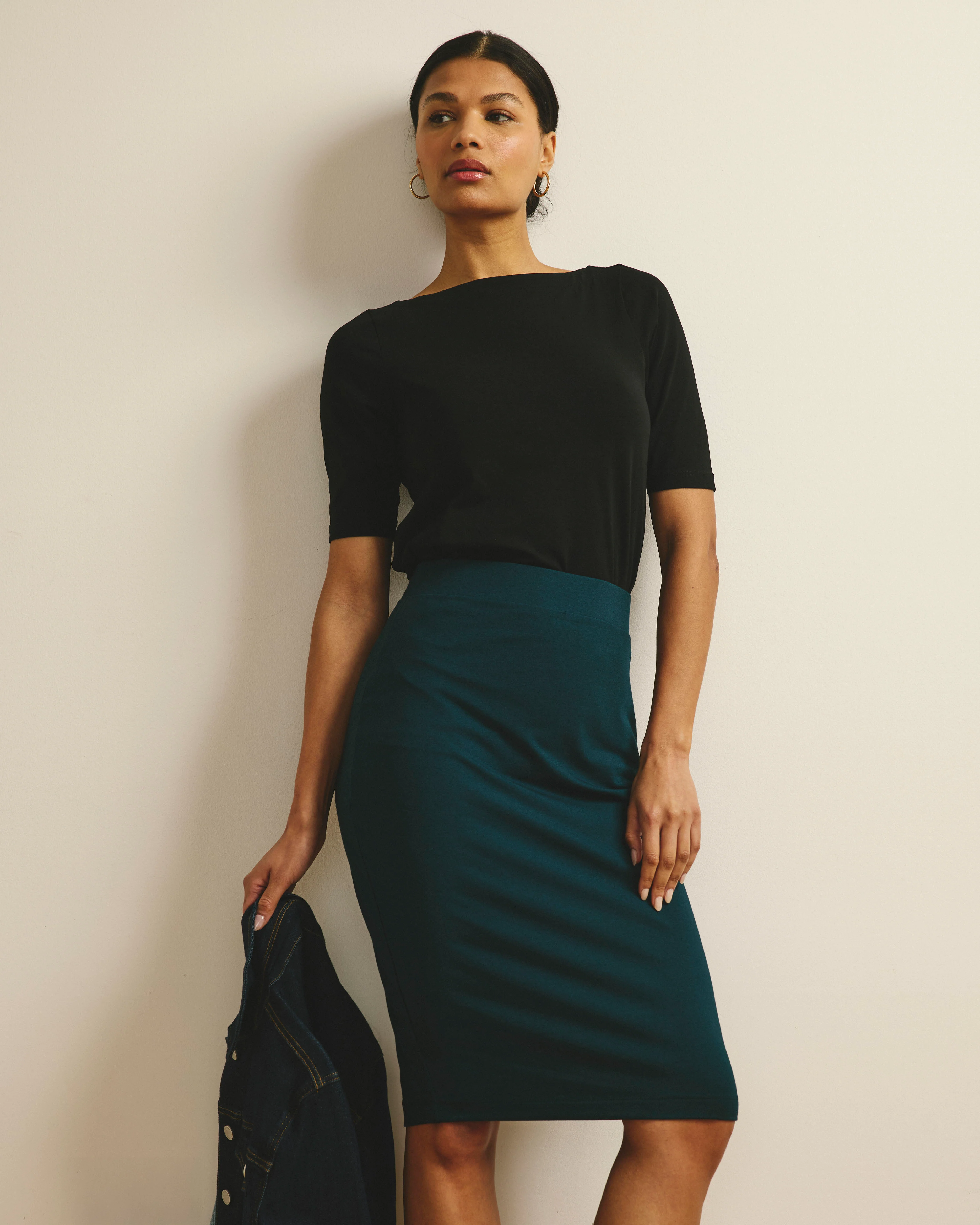Bella Boatneck Tee - Black - Image 4