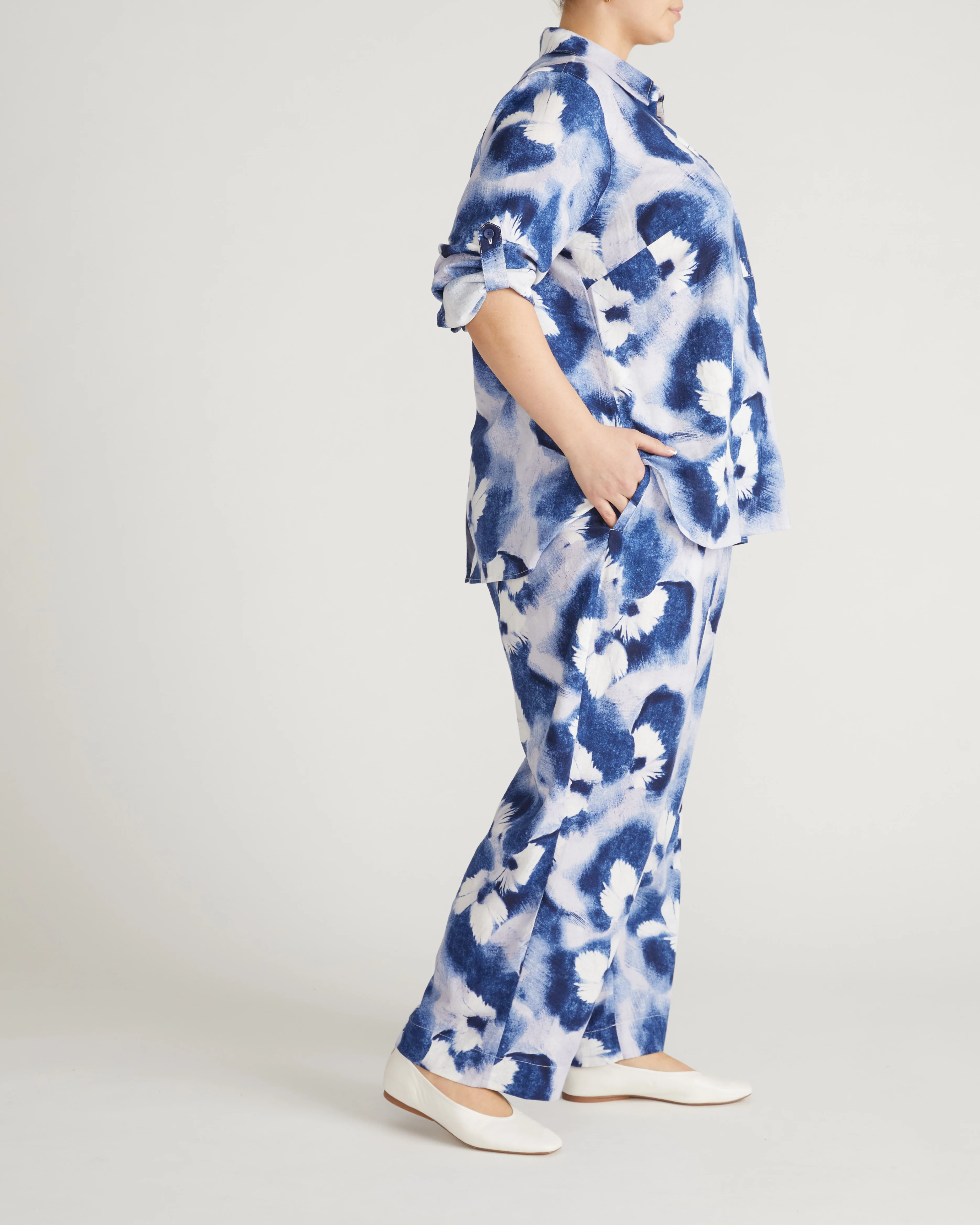 Button Back Linen Blend Polo Shirt - Blue Pressed Flower Print - Image 6