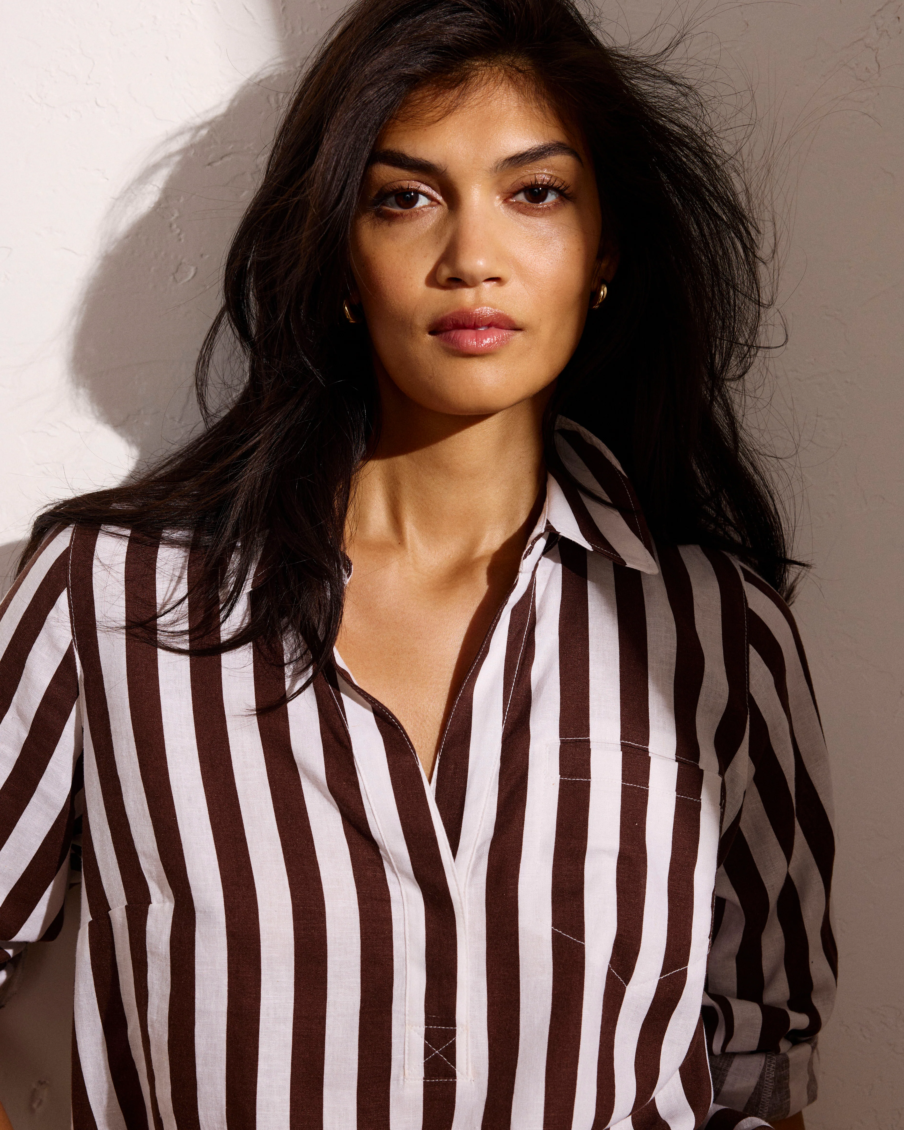 Button Back Linen Blend Polo Shirt - Peppercorn Stripe - Image 3