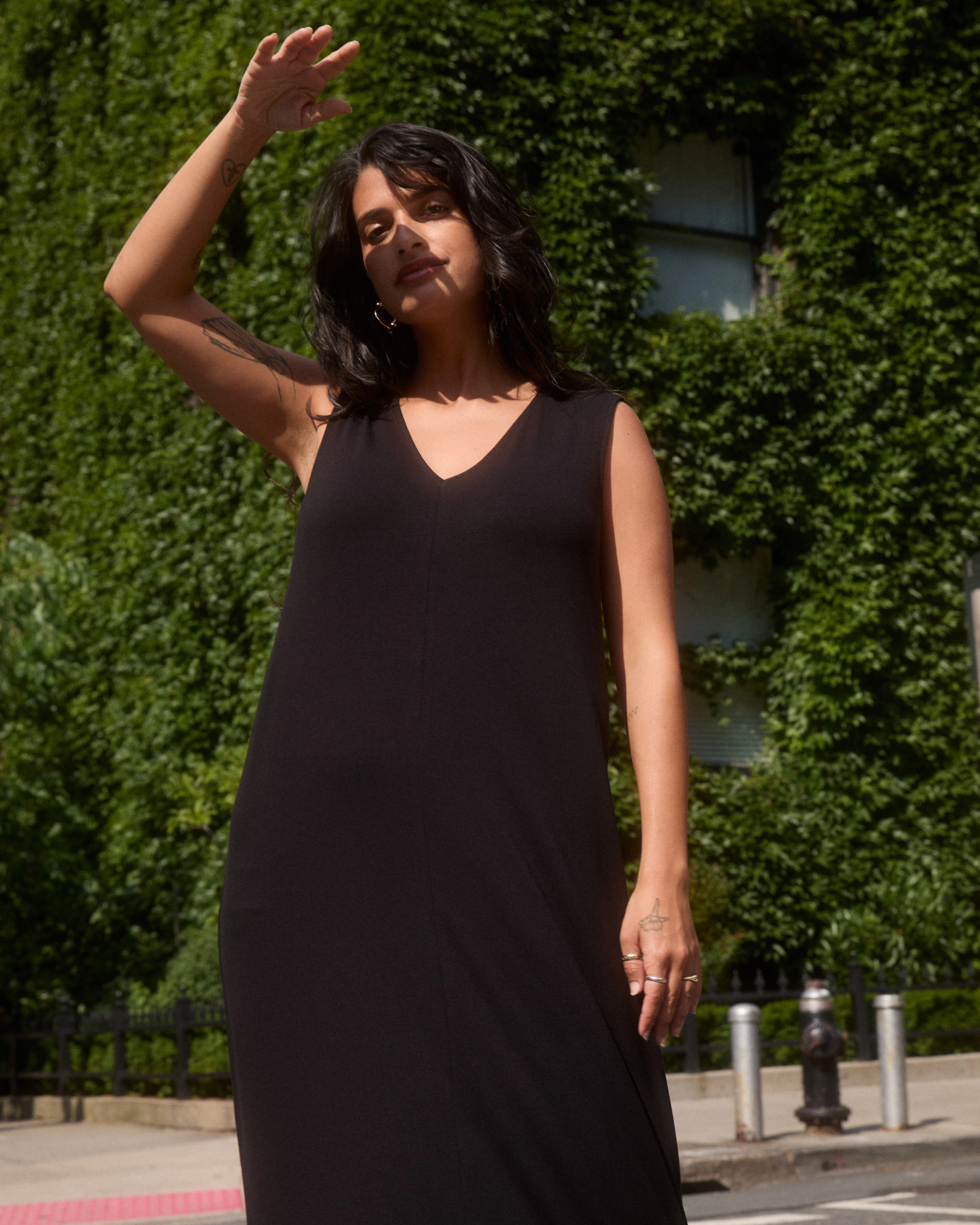 Claremont Liquid Jersey Sheath Dress - Black - Image 3