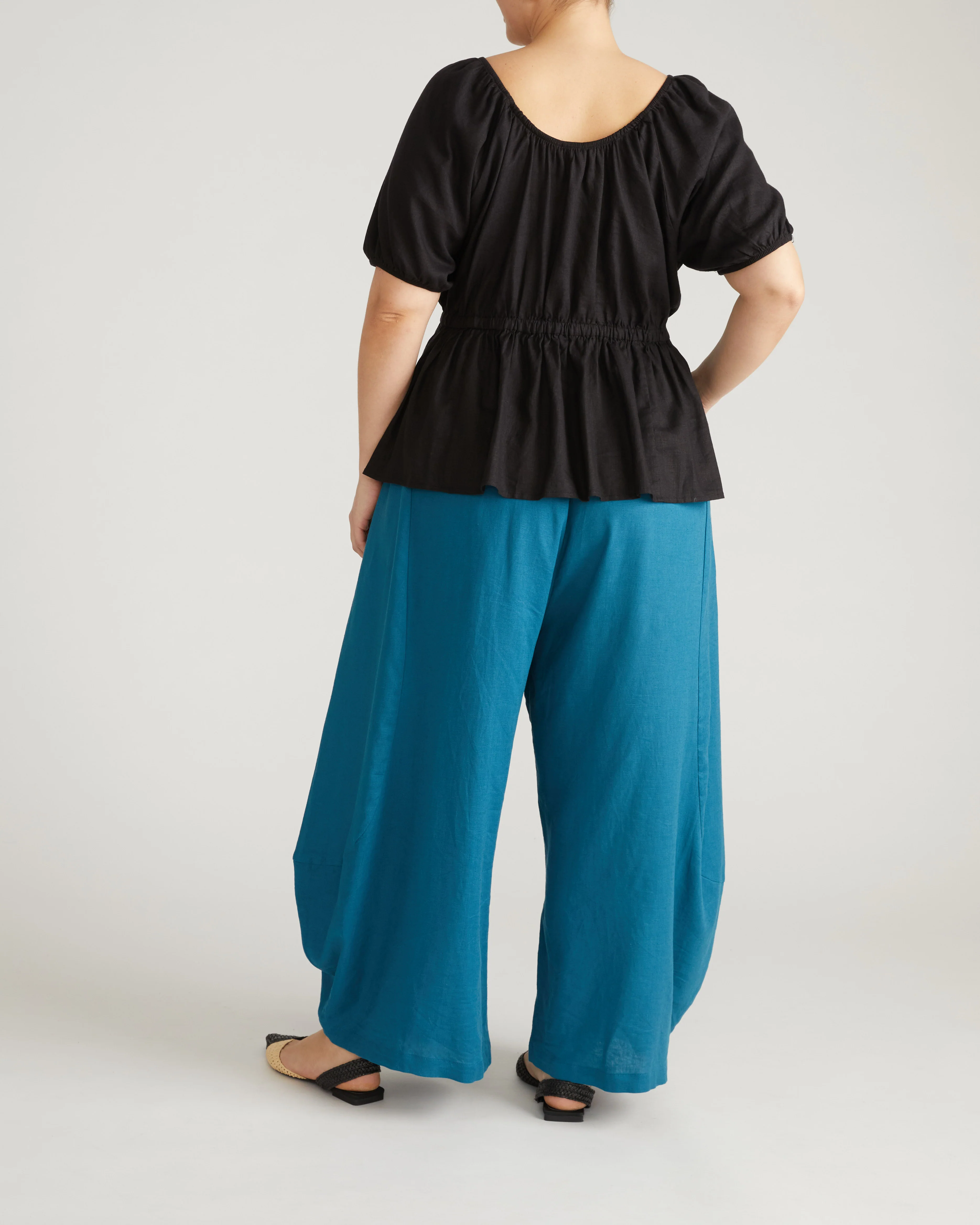 Cosma Barrel Leg Linen Blend Pants - Ink Blue - Image 4
