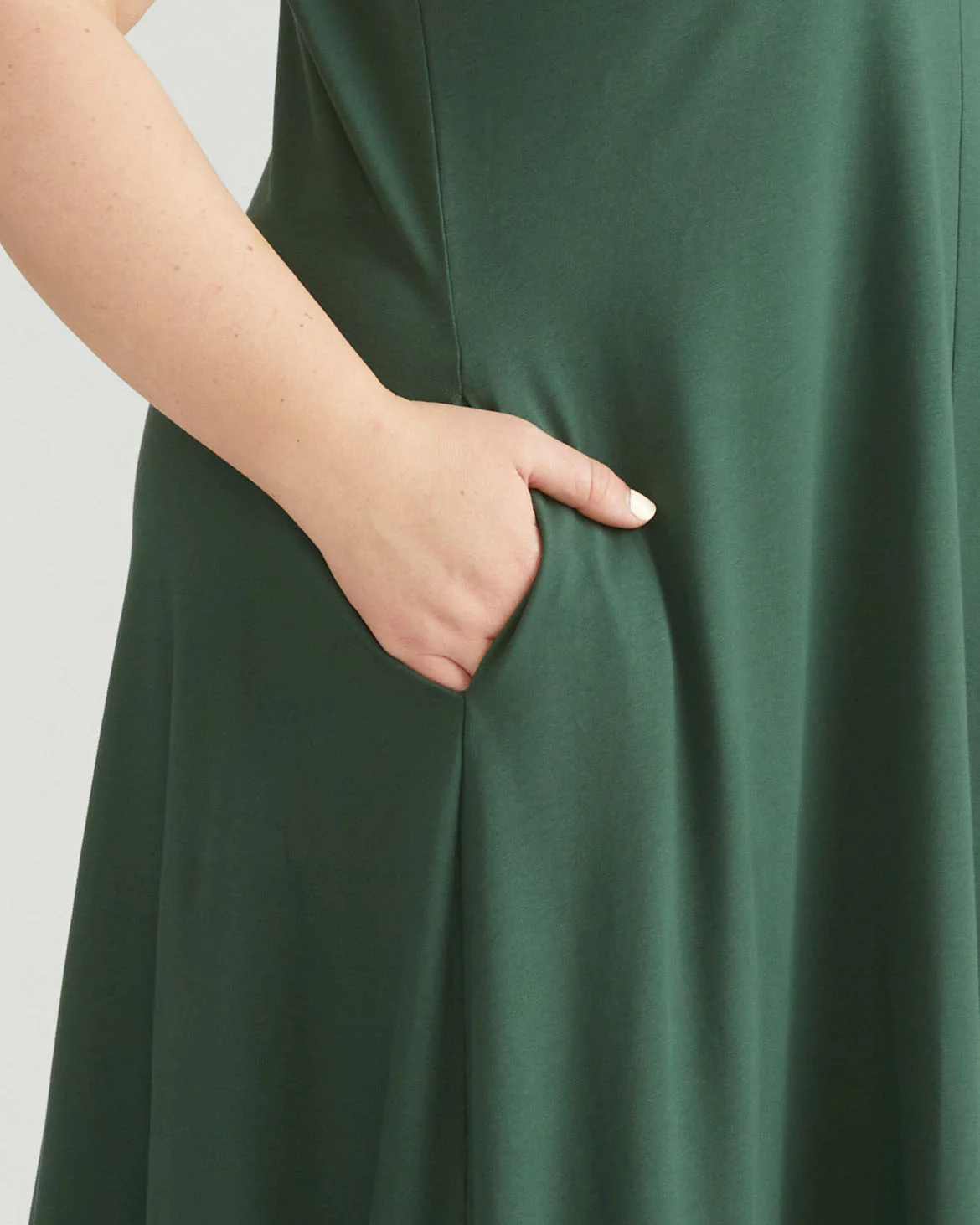 Danna Jersey Dress - Conifer - Image 4