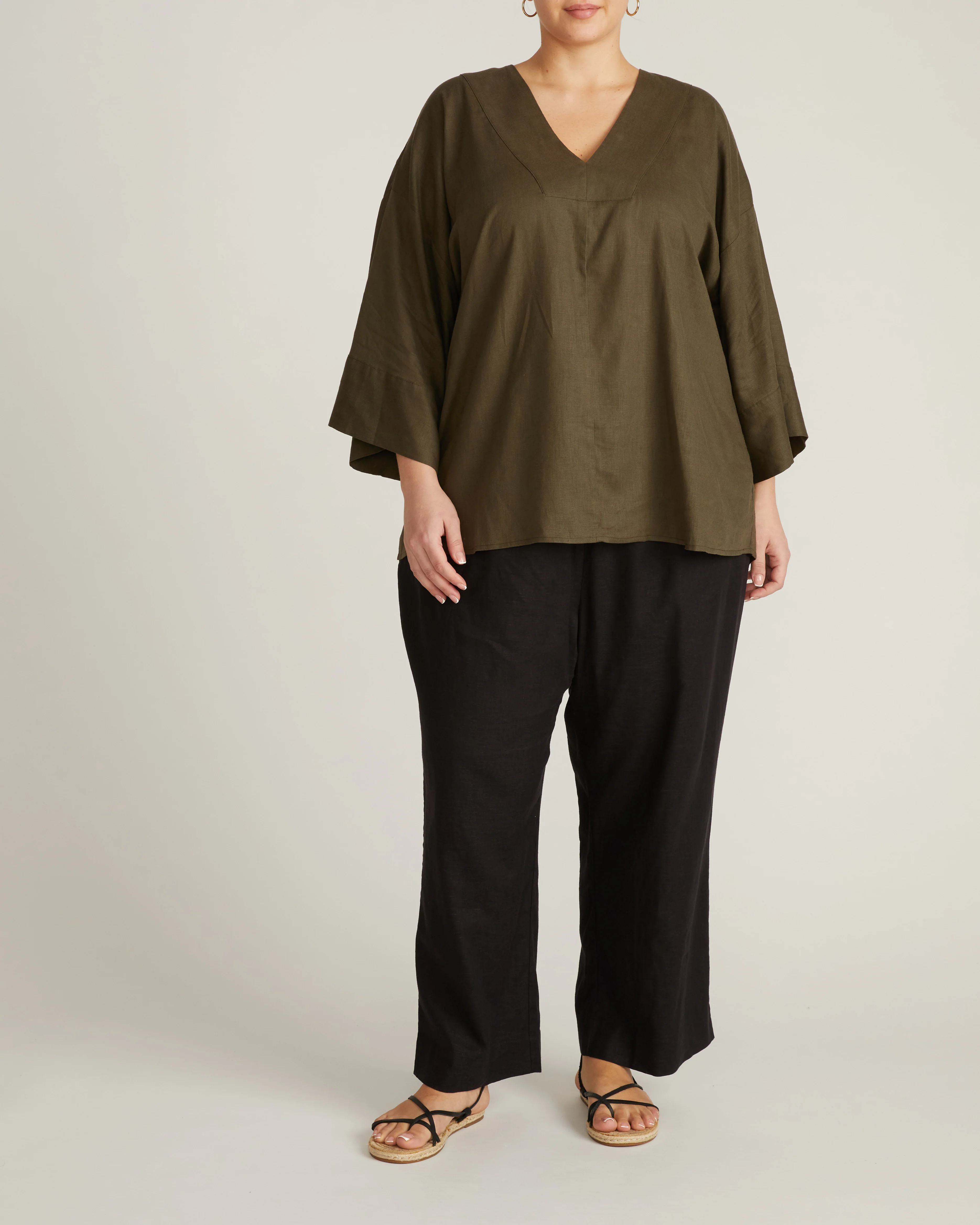 Elio V-Neck Linen Blend Top - Camo - Image 5