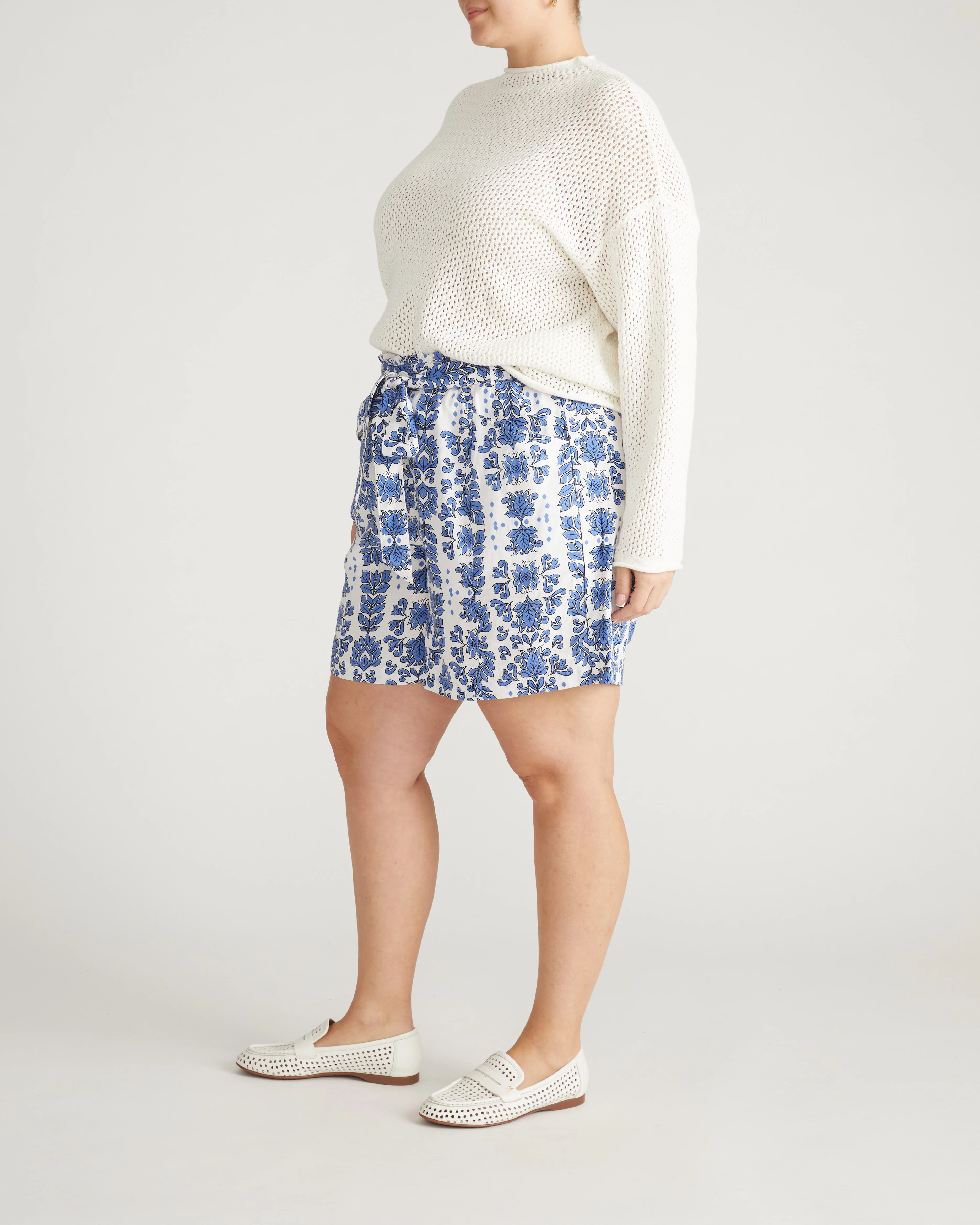 Harbor Stretch Linen Blend Paperbag Shorts - Rococo Beach Print - Image 3