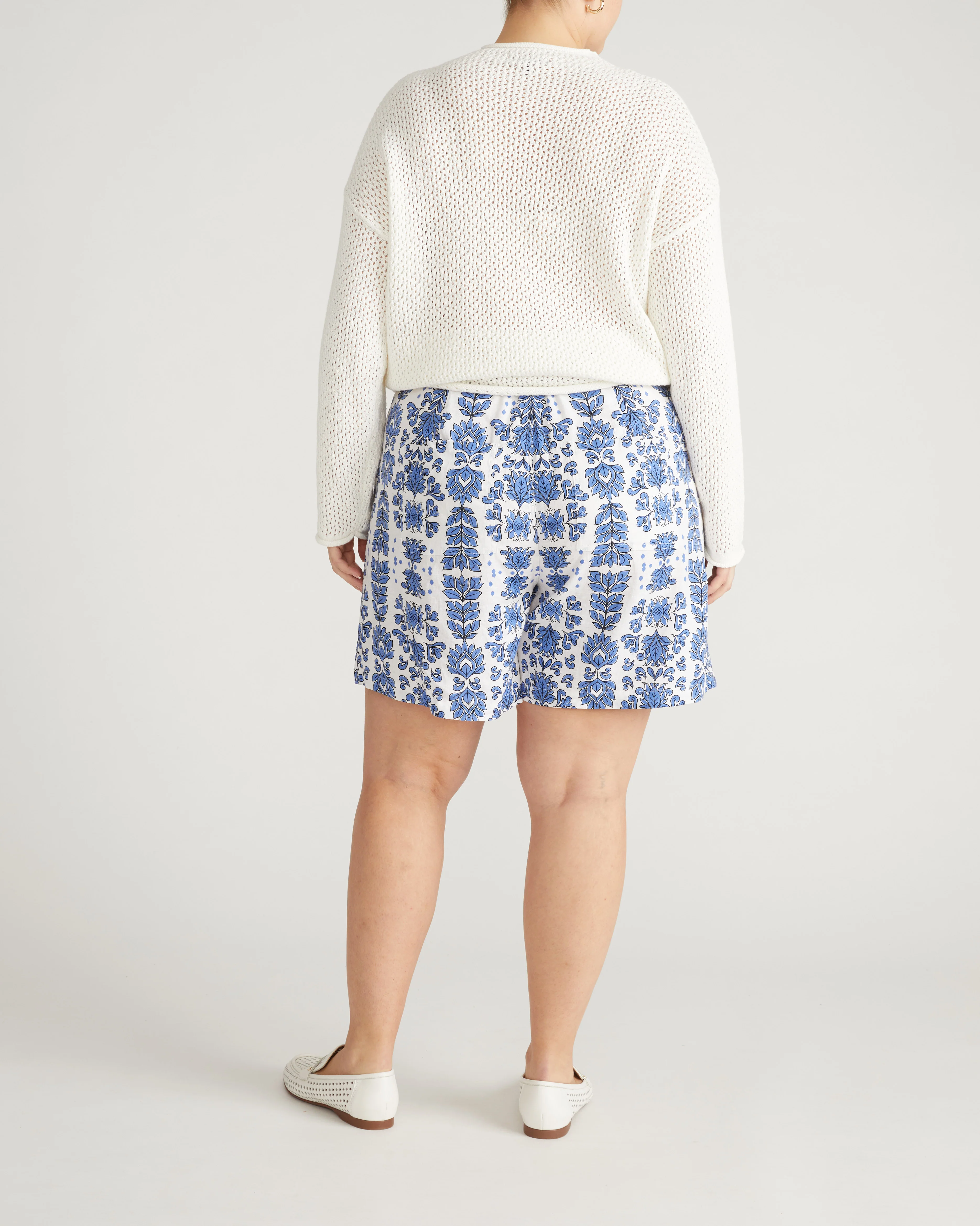 Harbor Stretch Linen Blend Paperbag Shorts - Rococo Beach Print - Image 4