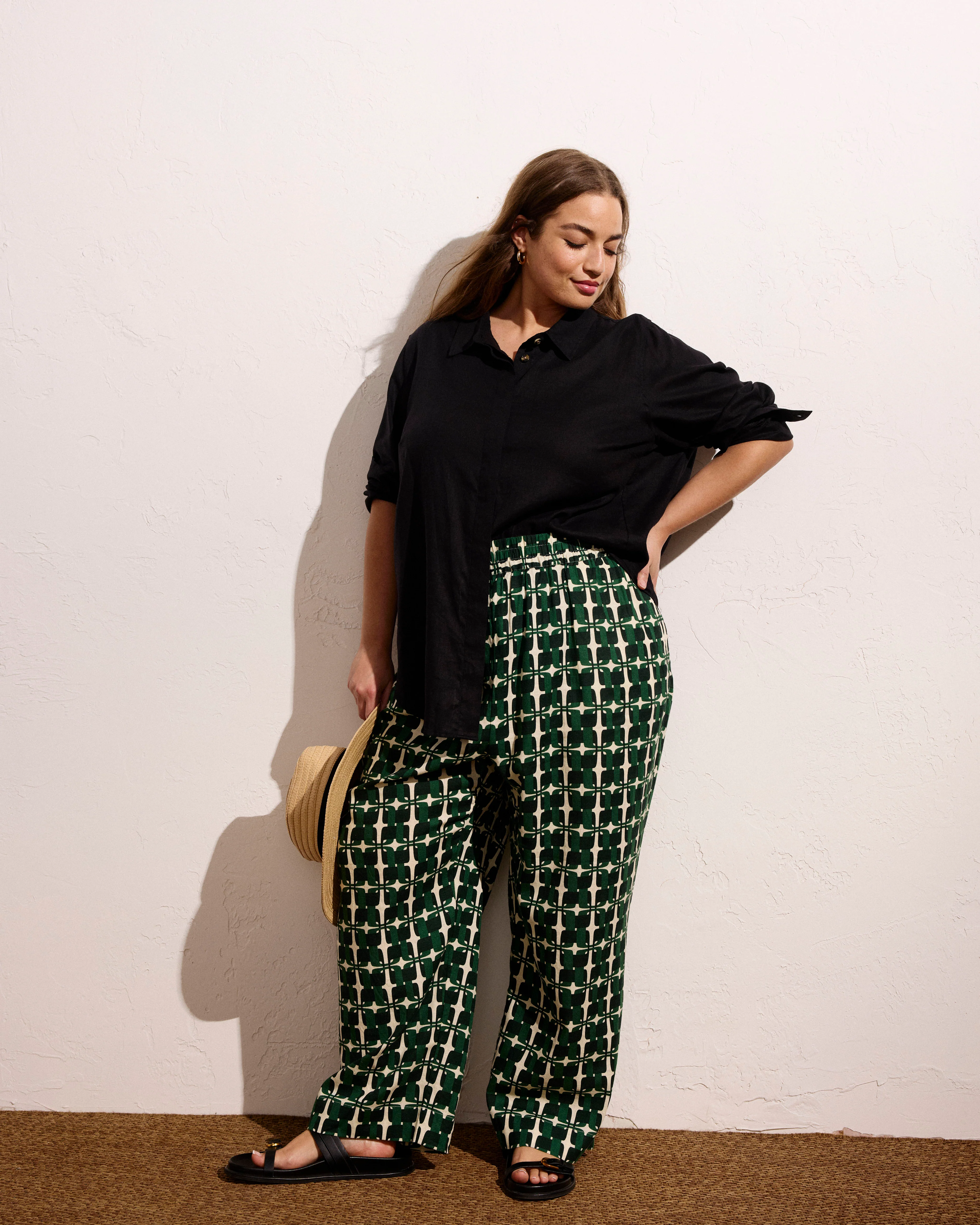 Iris Linen Blend Easy Pull-On Pants - Green Trellis Print - Image 3