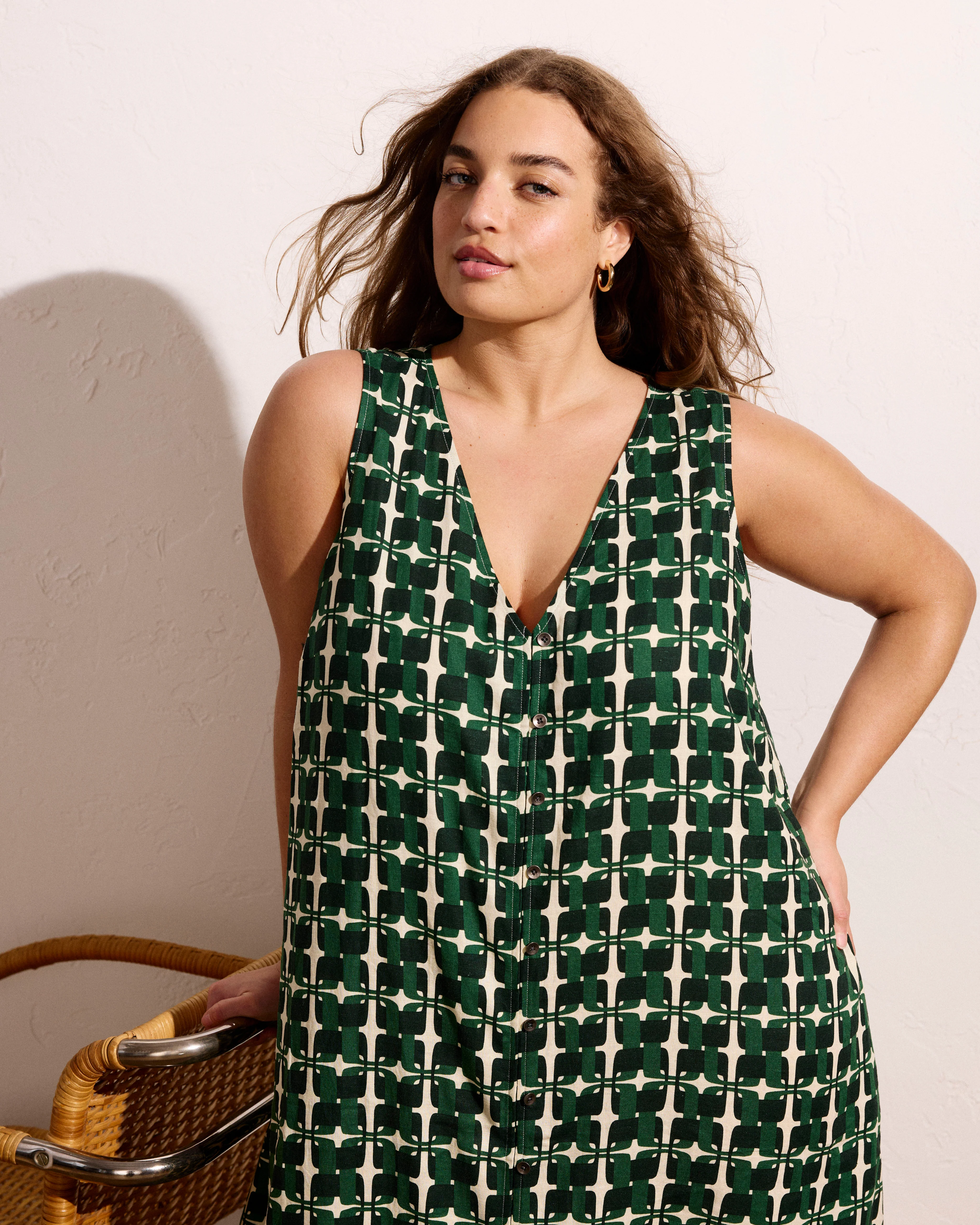 Islet Button-Down Linen Blend Maxi Dress - Green Trellis Print - Image 4