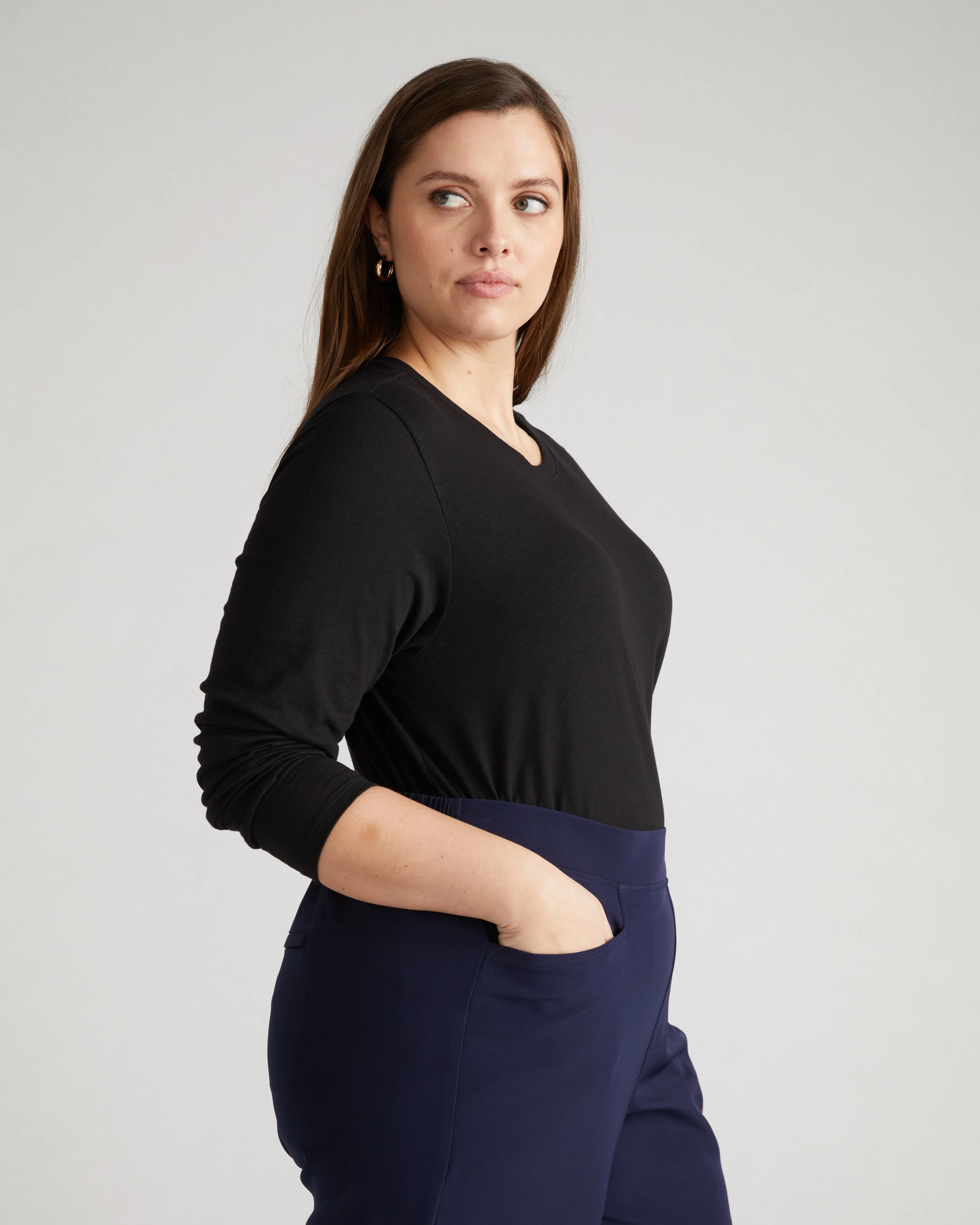 Light-As-Air Long Sleeve Crew Neck Tee - Black - Image 3