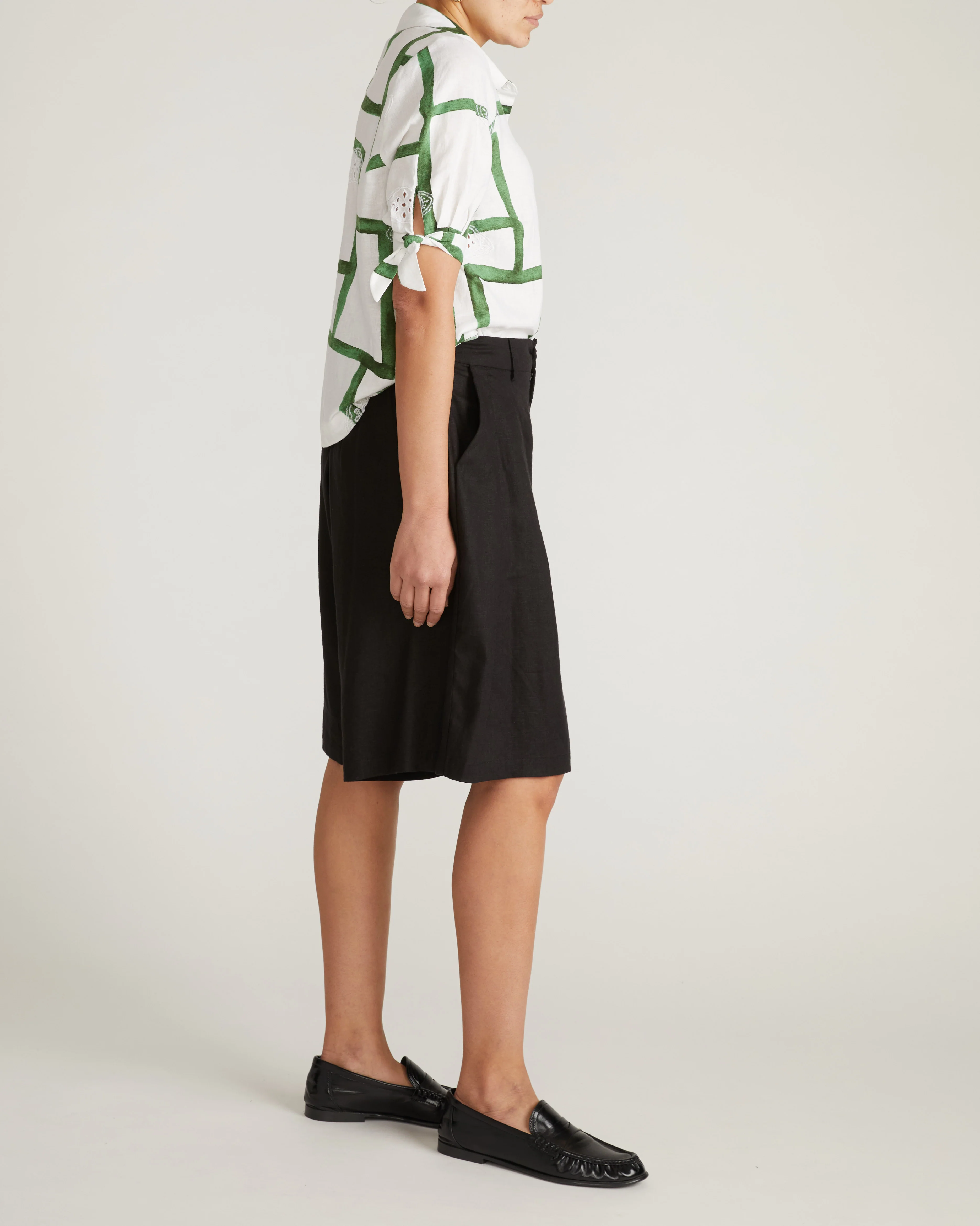 Luisa Short Sleeve Linen Blend Shirt - Green Paint Print - Image 6