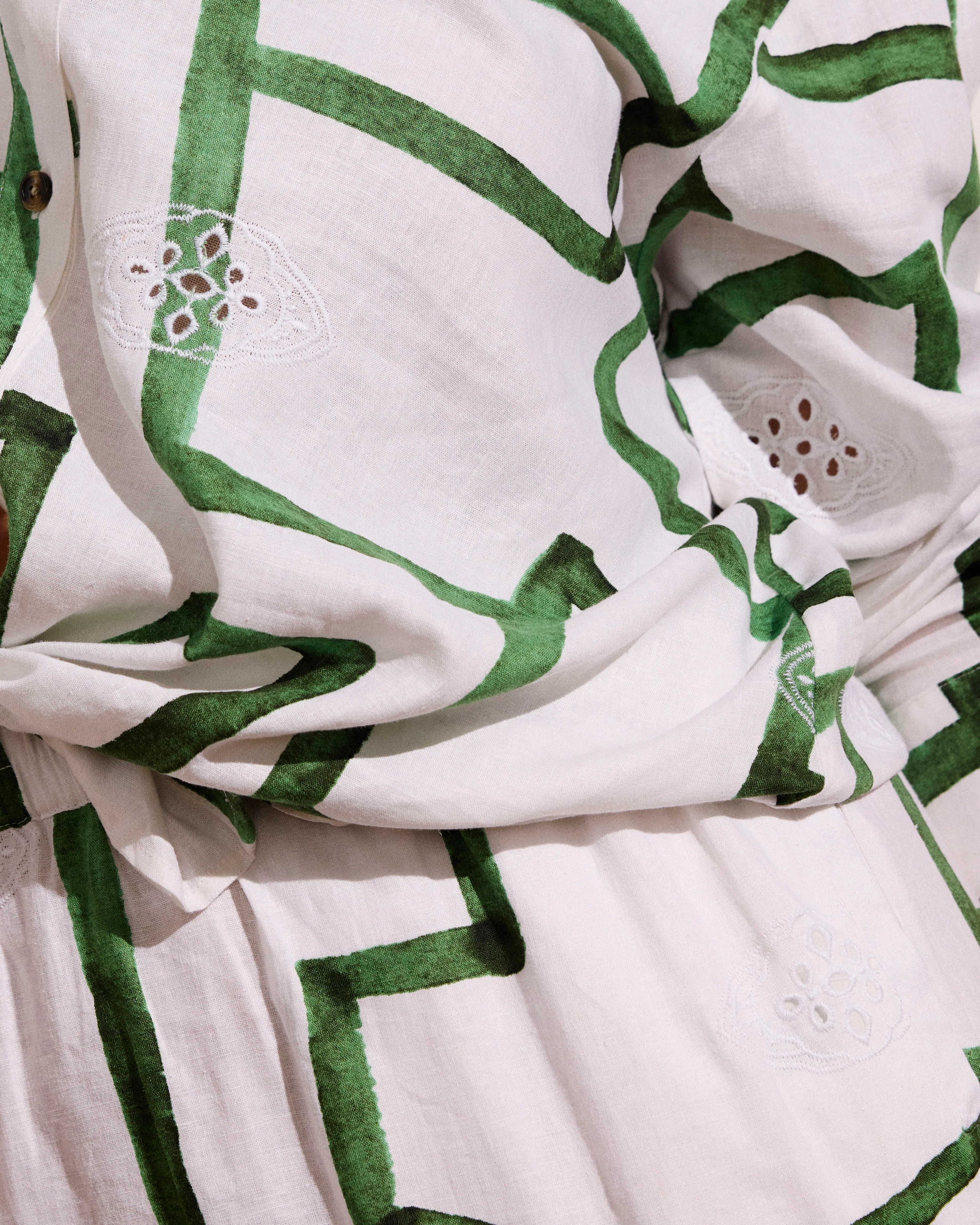 Dawn Linen Blend Hi Low Tunic - Green Paint Print - Image 6