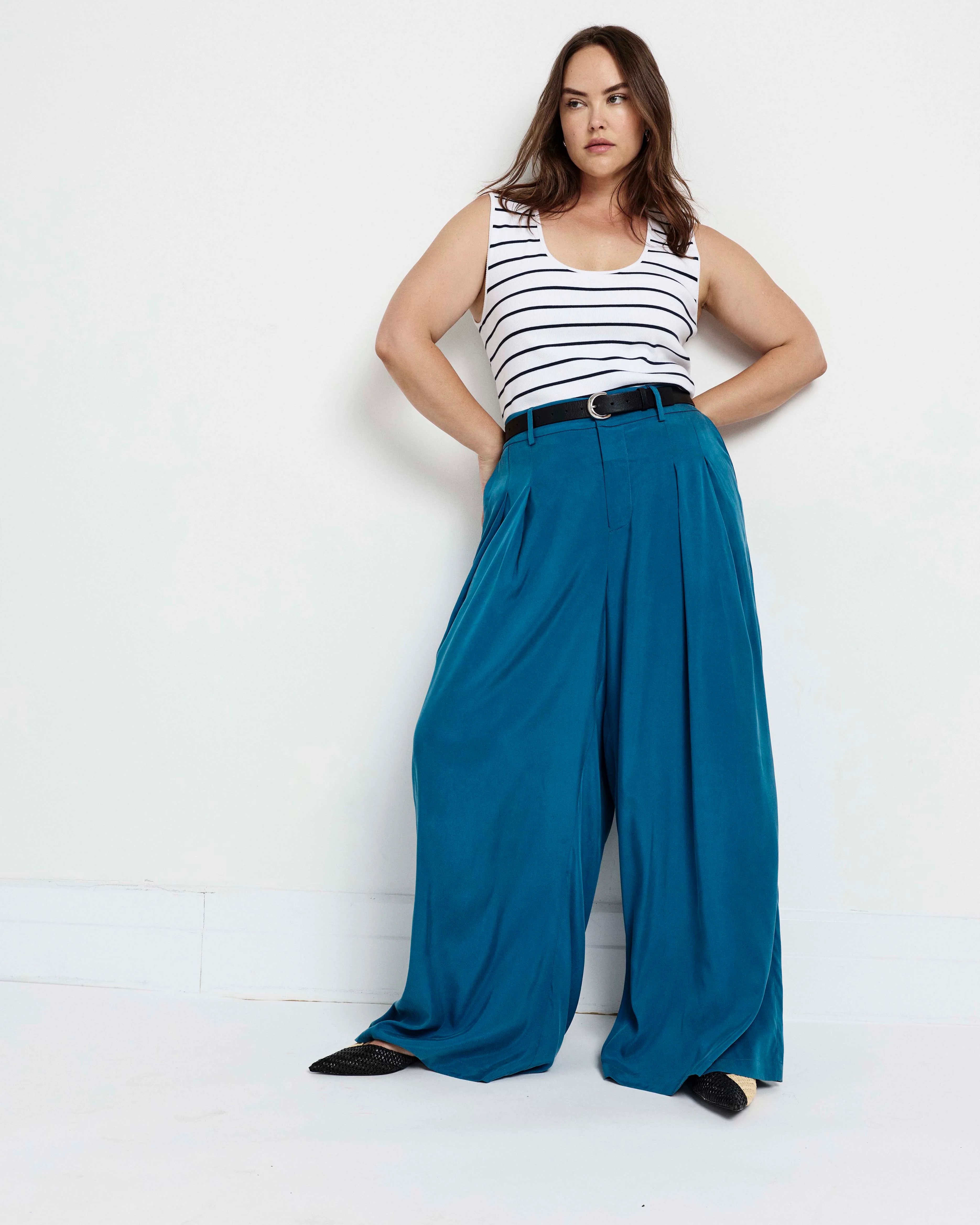Palais Cooling Cupro Wide Leg Pant - Blue Beetle