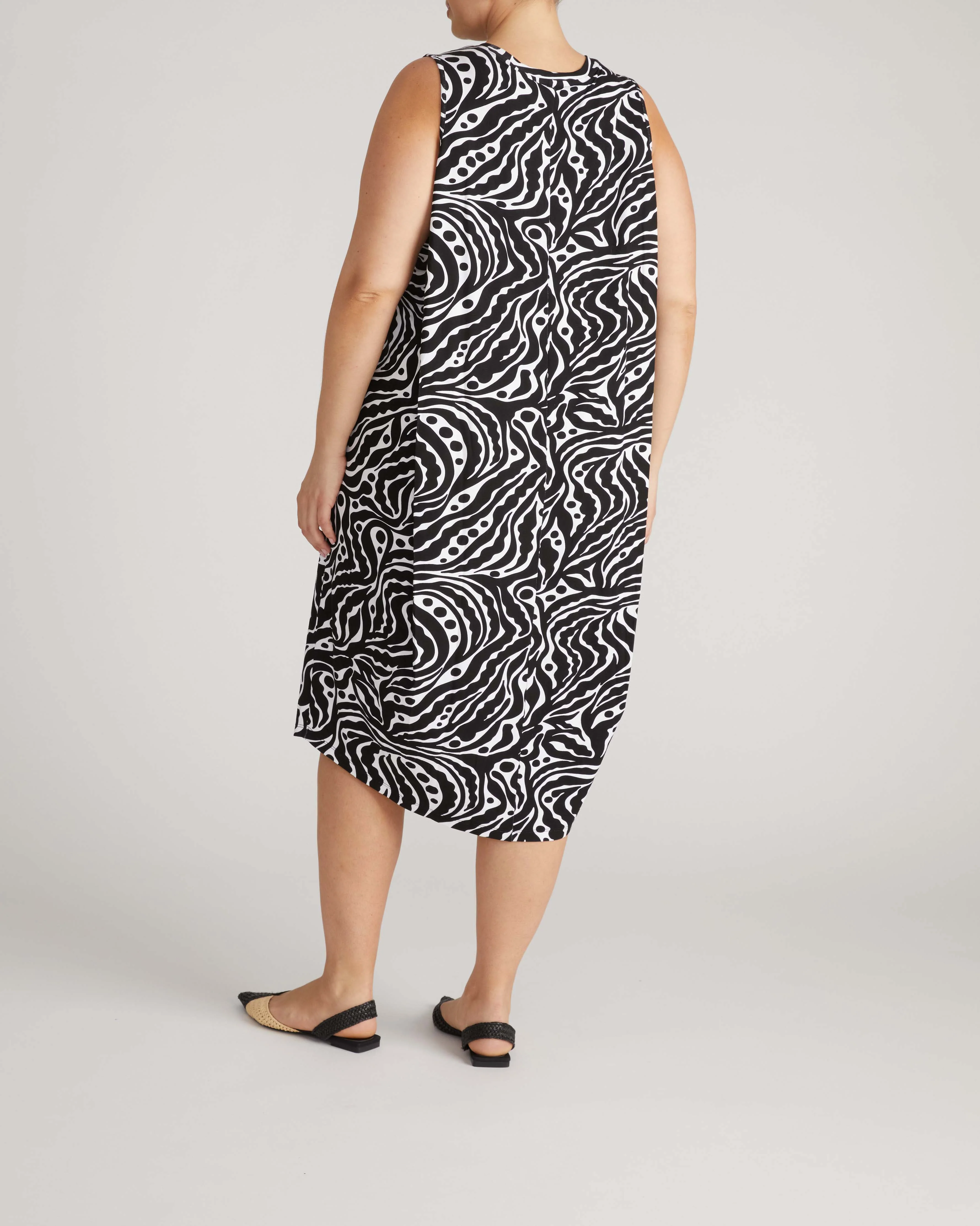 Pearl Divine Jersey Dress - Black Bosco Print - Image 7