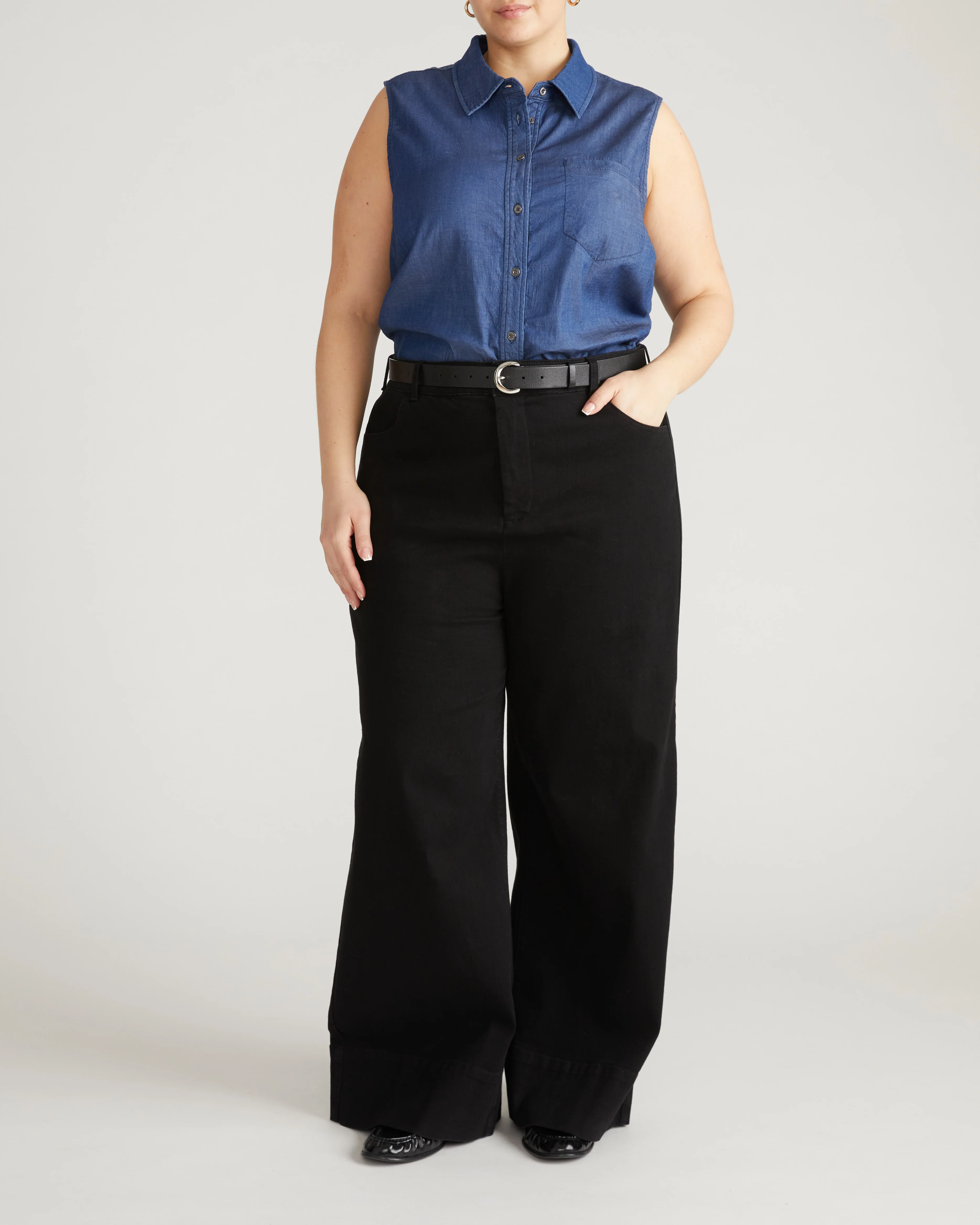 Perfect Tencel Chambray Sleeveless Shirt - Midnight Blue - Image 3