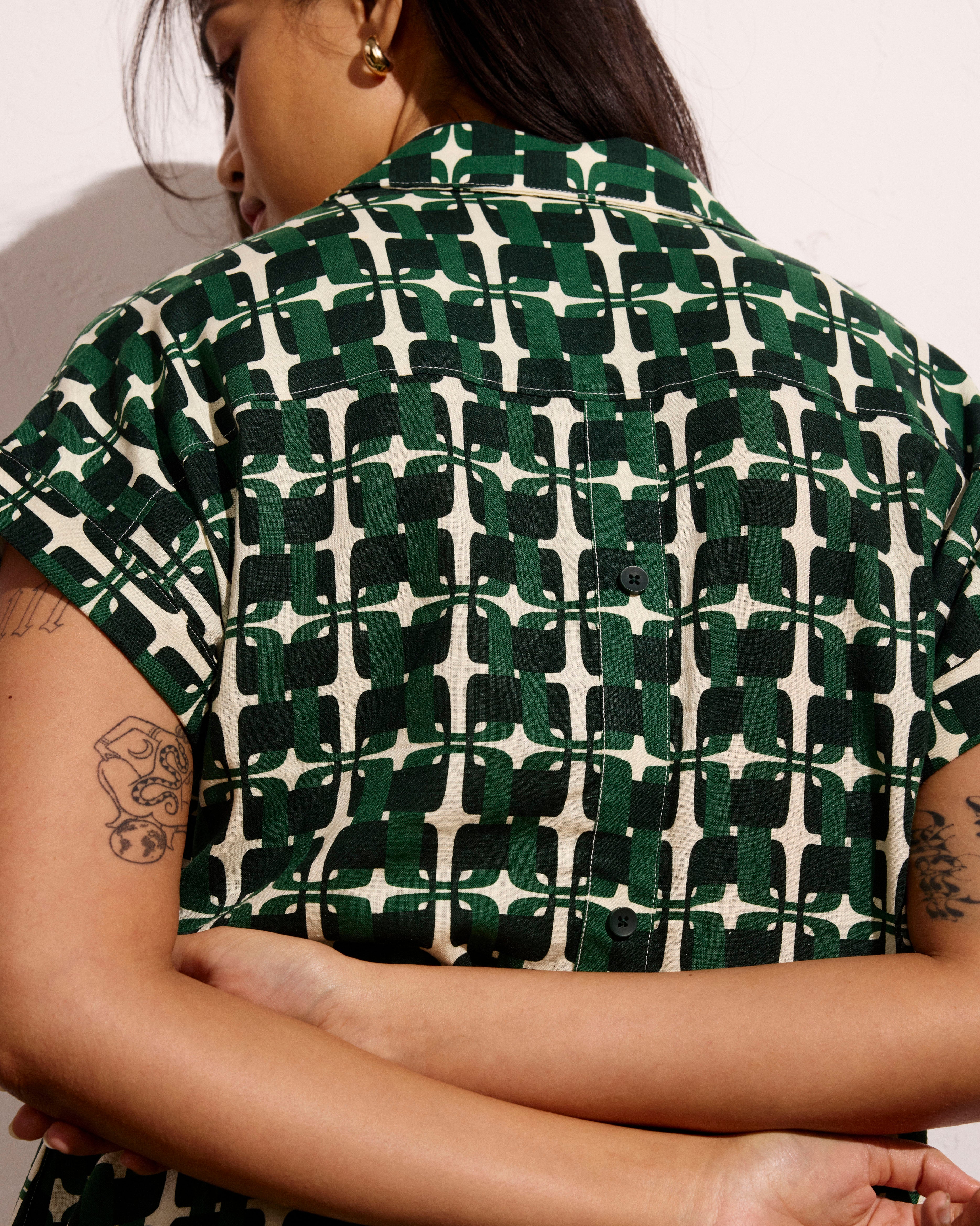 Sunshine Linen Blend Polo Dress - Green Trellis Print - Image 5