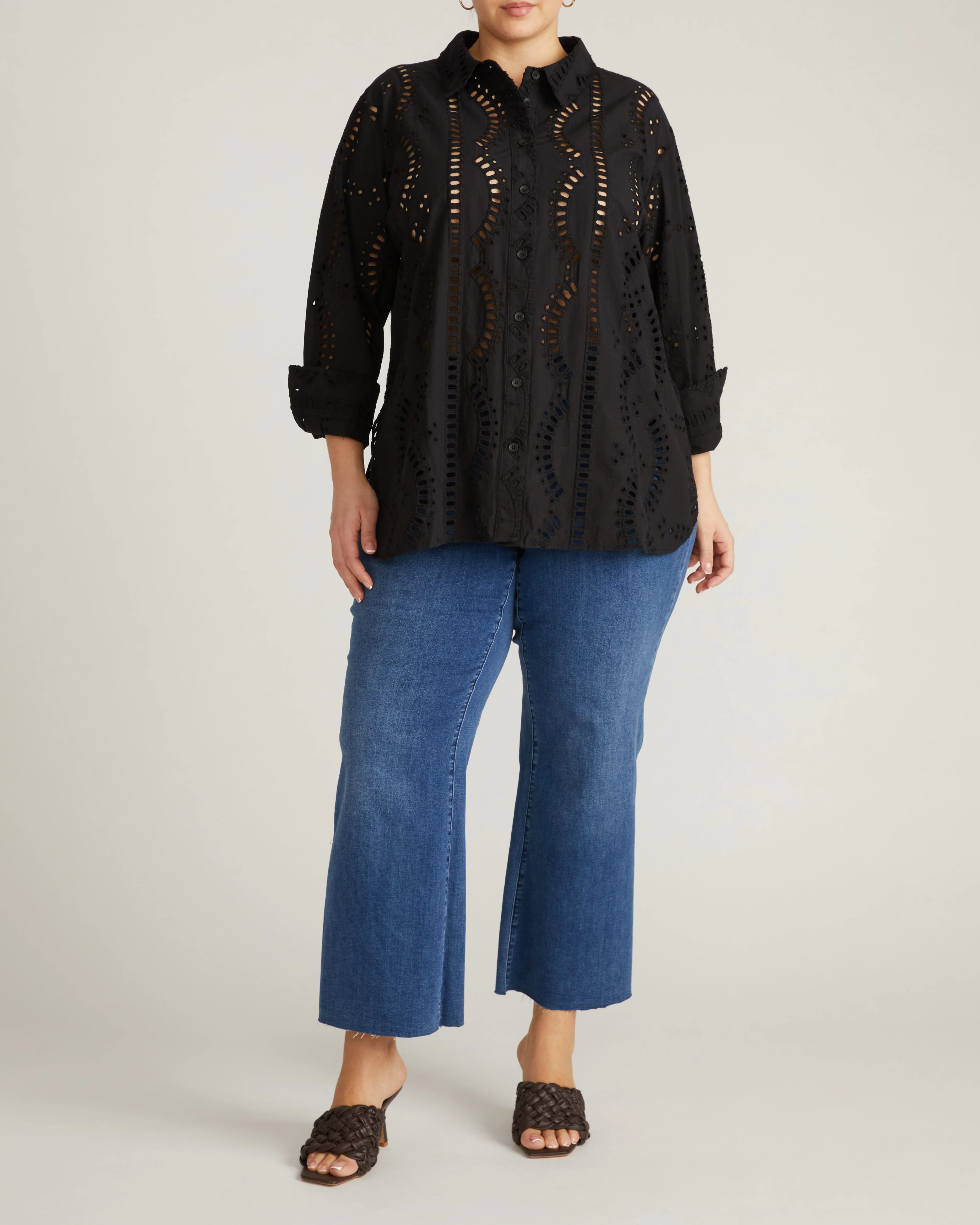 The Embroidered Artist Oversized Poplin Shirt - Black - Image 4